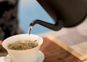 Inilah Manfaat dan Cara Minum Teh Jati Cina yang Tepat