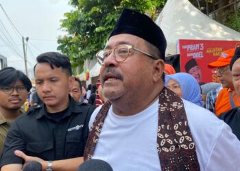 Jika Terpilih, Rano “Si Doel” Janji Bakal ke Balaikota Naik MRT