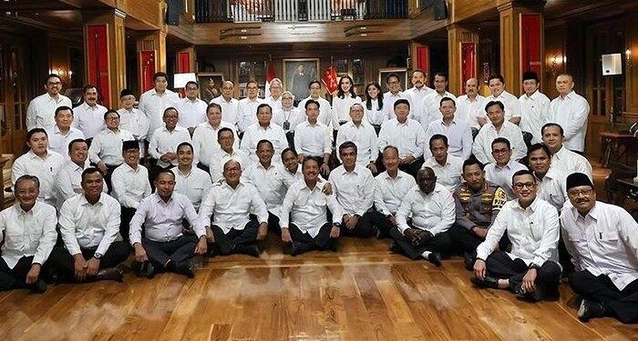 Usai Pelantikan, Prabowo Subianto Bakal Umumkan Menteri Kabinet Nanti Malam