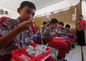 Bakal Copot Menteri yang Tolak Makan Bergizi Gratis, Golkar: Dukung Kebijakan Presiden