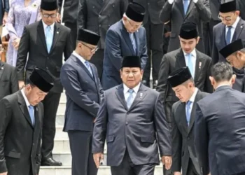 Para Menteri Kabinet Tidur di Tenda Tiga Hari, Siap ‘Digembleng’ Presiden