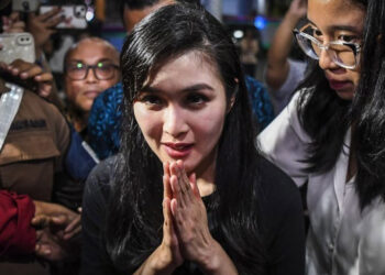 Persidangan Harvey Moeis Digelar Besok, Sandra Dewi Siap Bersaksi?