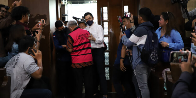 Terbongkar, Adik Sandra Dewi Dihadiahi Uang Ratusan Juta oleh Harvey Moeis