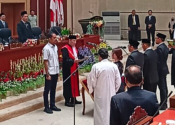 Pimpinan DPRD Tangsel Disumpah, Abdul Rasyid Kembali jadi Ketua