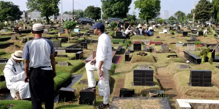 Marissa Haque Ingin Dimakamkan di TPU Tanah Kusir, Begini Tata Cara Urus Pemakaman dan Biayanya