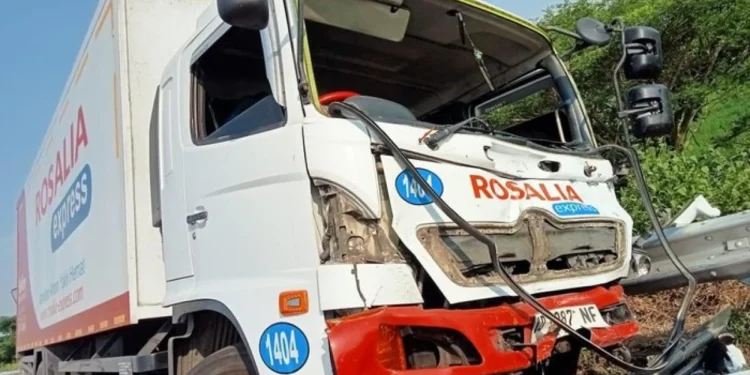 Ini Penampakan Mobil Boks Rosalia yang Menabrak Mobil dan Tewaskan Kru TV One