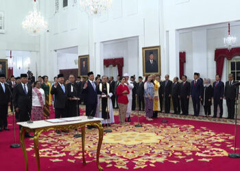 Seskab Mayor Teddy dan 56 Wamen Resmi Dilantik Prabowo