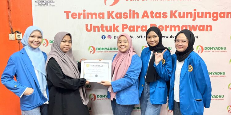 Membantu Anak-Anak Membangun Kesadaran dan Keterampilan Menabung Sejak Dini
