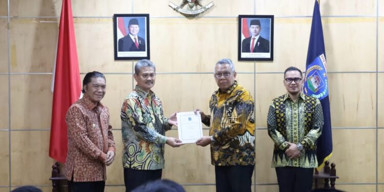 Serah Terima Pelaksanaan Tugas Wali Kota Tangsel, Pj Al Muktabar: Laksanakan Agenda Pembangunan