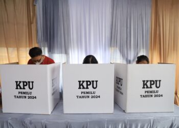 Pemilih Dilarang Bawa HP saat Pencoblosan Pilkada Serentak 2024, Simak Aturannya