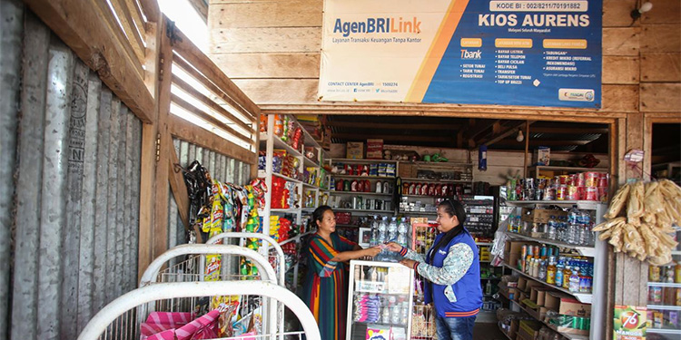 Kisah Sukses Agen Mitra UMi BRI di Merauke, Tingkatkan Ekonomi Keluarga Hingga Sekolahkan Anak