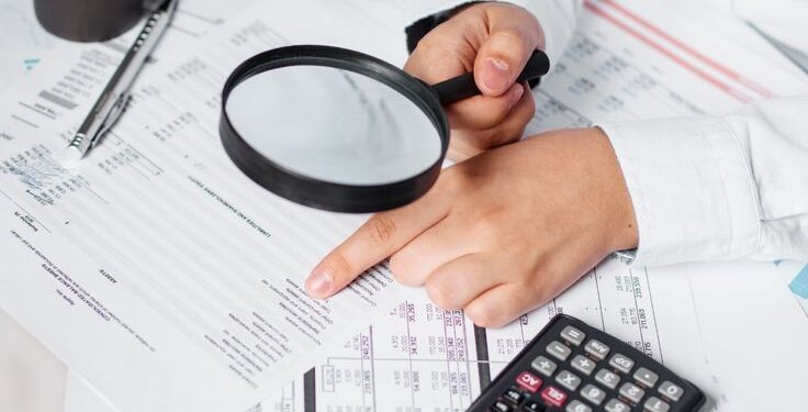 Pentingnya Audit Internal dalam Meningkatkan Kinerja Perusahaan: Perspektif Teoritis dan Praktis