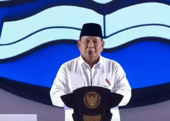 Sambil Menitikkan Airmata, Presiden Prabowo Umumkan Kenaikan Gaji Guru