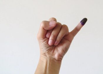 Tinta Ungu di Jari Usai Pencoblosan Pilkada, Hapus dengan Tujuh Cara Ini!