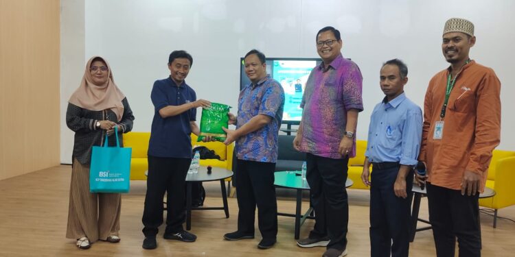 Beri Dukungan, Sinergikraf Menggelar Seminar “Pemberdayaan UMKM”