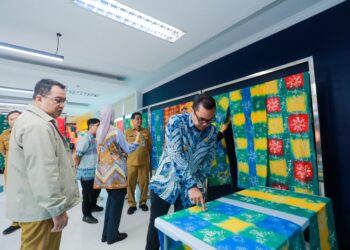 Tingkatkan Potensi Ekonomi, Dekranasda Tangsel Gelar Pelatihan Membatik