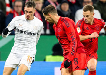 Neuer Kartu Merah, Leverkusen Hentikan Langkah Bayern di DFB Pokal