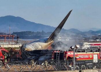 Pesawat Jeju Air Kecelakaan Hingga Meledak, Dua Orang Selamat 62 Tewas