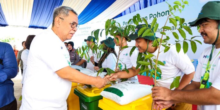 Perkuat Ruang Terbuka Hijau, Pemkot Tangsel dan PT CSJ Gelar Penanaman Pohon