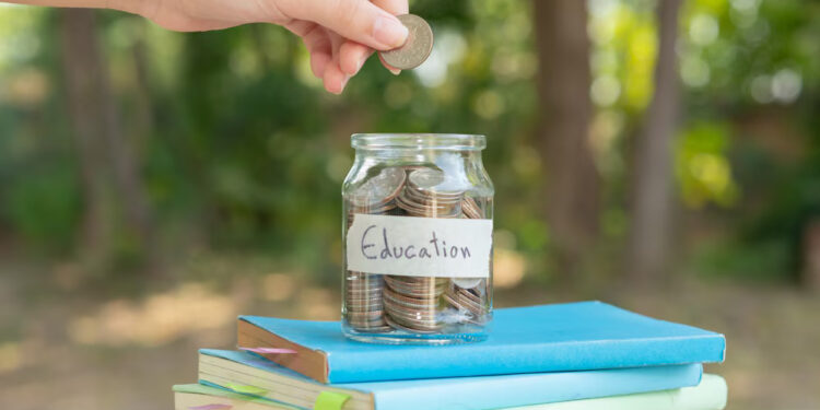 Tips Mengelola Uang bagi Mahasiswa Perantau