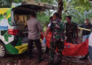 pria dalam sumur tua