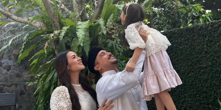 raisa dan keluarga