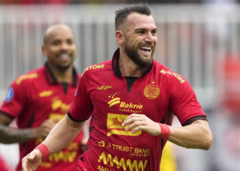 Bekuk Persik 2-0, Persija Pepet Persebaya