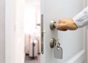 Tips Rumah Aman Ketika Ditinggal Berlibur