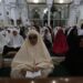 20 Tahun Tragedi Tsunami Aceh, Keluarga Korban Larut dalam Doa