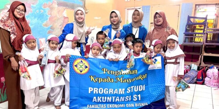 PKM Unpam: Menerapkan Pembelajaran Bahasa Inggris yang Menyenangkan dengan Metode Visual