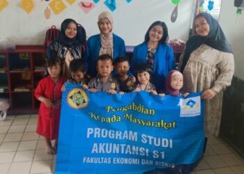 PMKM Unpam: Mengenal Nama Buah melalui Smart Card