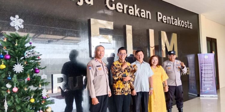 Sinergi TNI-Polri Amankan Ibadah di GGP Elim Cipayung Ciputat