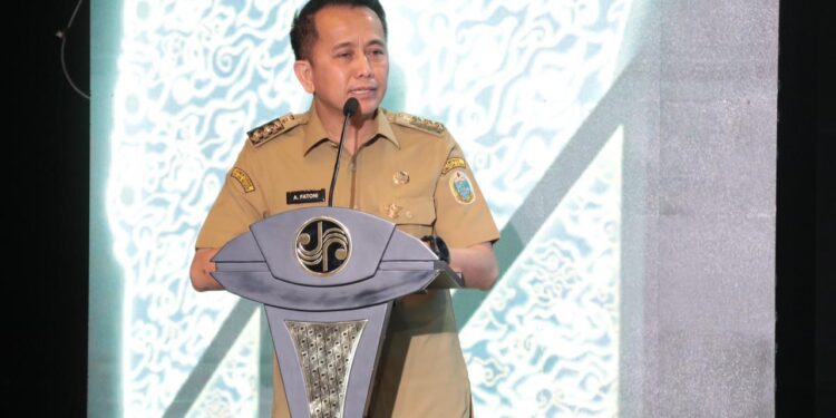 Dirjen Bina Keuangan Daerah Agus Fatoni Peroleh Penghargaan Pembina Samsat Nasional dari Kementerian BUMN