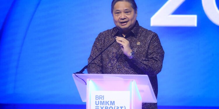 BRI UMKM EXPO(RT) & Microfinance Outlook 2025: Menko Airlangga Apresiasi Upaya BRI Berdayakan UMKM Indonesia