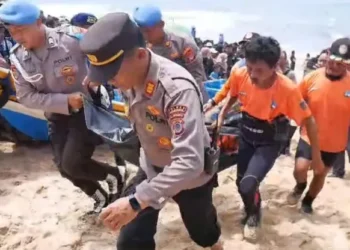 Terseret Ombak Saat Liburan di Pantai Drini Gunungkidul, Tiga Siswa SMP Meninggal Dunia