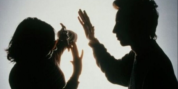 Wanita Babak Belur Dianiaya Pria di Jaktim, Polisi Turun Tangan