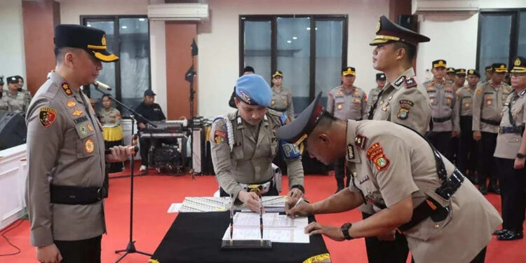 Sembilan Pejabat Baru Polres Tangsel Resmi Dilantik