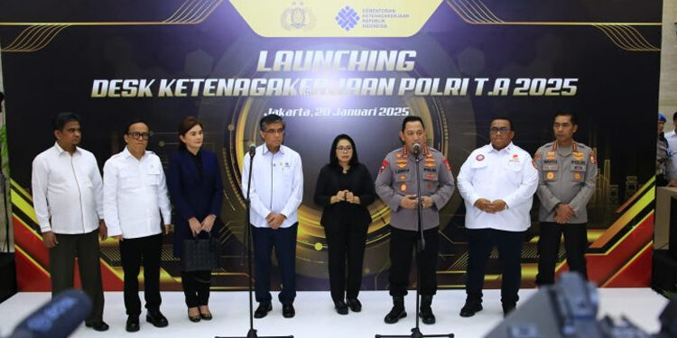 Diresmikan, Kapolri Harap Desk Ketenagakerjaan Jadi Wadah Buruh Sampaikan Keluhan