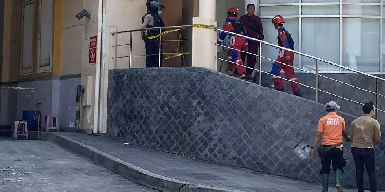 kebakaran glodok plaza