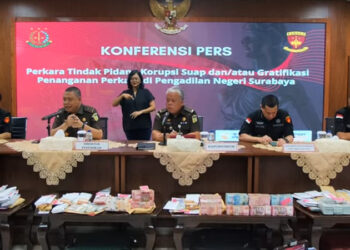 Kejagung Tetapkan Mantan Ketua PN Surabaya Tersangka Vonis Bebas Ronald Tannur