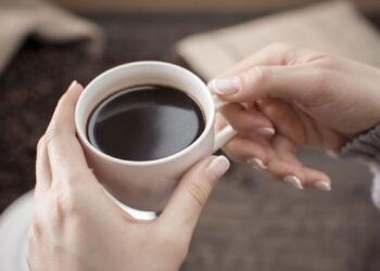 Studi Sebut Minum Kopi Tanpa Gula Dapat Cegah Penyakit Alzheimer, Benar Nggak Sih?