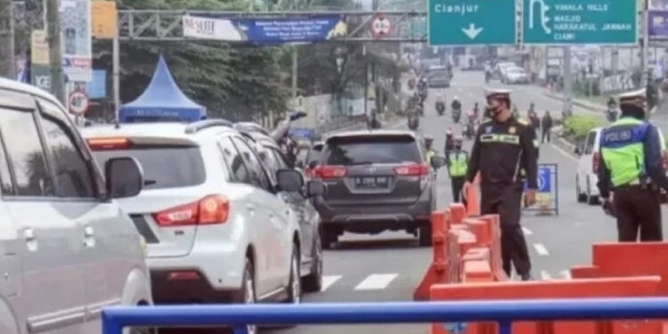 Hari Ini, Polisi Catat 70.000 Kendaraan Lintasi Jalur Puncak Bogor