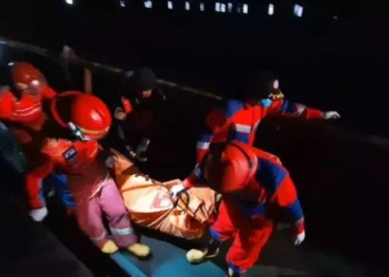Jasad Pria Ditemukan Membusuk di Kapal Tongkang Sungai Mahakam Usai Dilaporkan Hilang Tiga Minggu