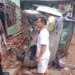 Mobil Minibus Terjun Bebas dan Menghantam Rumah, Seorang Nenek Meninggal