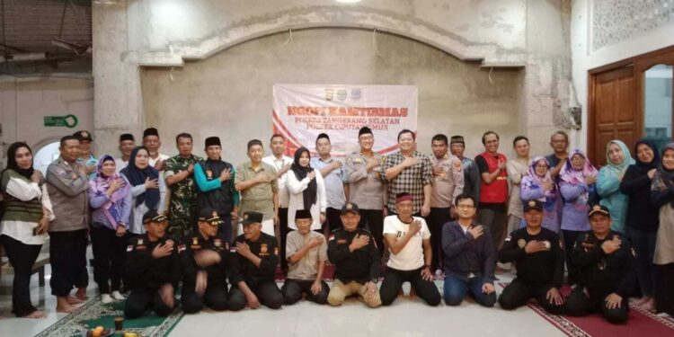 Dengar Keluhan Warga, Polsek Ciputat Timur Gelar Ngopi Kamtibmas di Cipayung