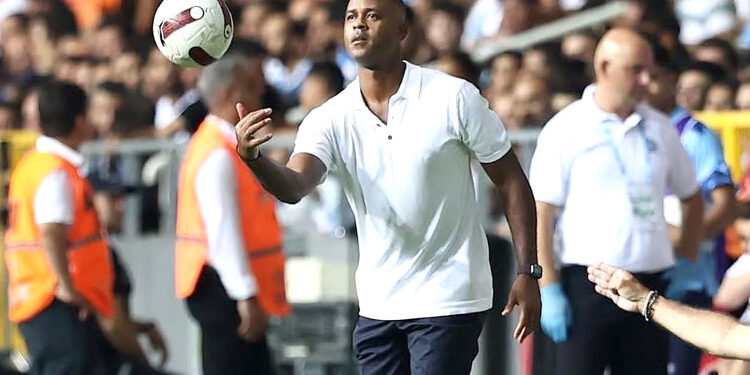 Sambut Kedatangan Patrick Kluivert, Polres Bandara Soetta Siagakan Puluhan Personel