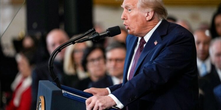 Pemerintah RI Tegas Menolak Rencana Donald Trump Relokasi Warga Gaza ke Indonesia