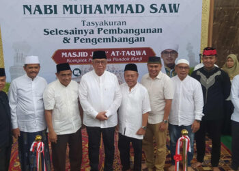Hadiri Peringatan Isra Mi’raj, Walkot Tangsel Resmikan Masjid At-Taqwa Pondok Ranji