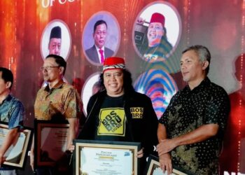 Heru BosBro Mendapatkan Penghargaan di Elshinta Award 2025