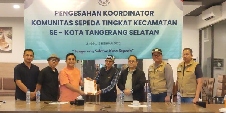 Asep Sholahuddin Kukuhkan Koordinator Komunitas Sepeda Tangsel